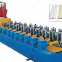 Metal Roofing Corrugated Steel Sheet pu foam roller shutter door roll forming machine